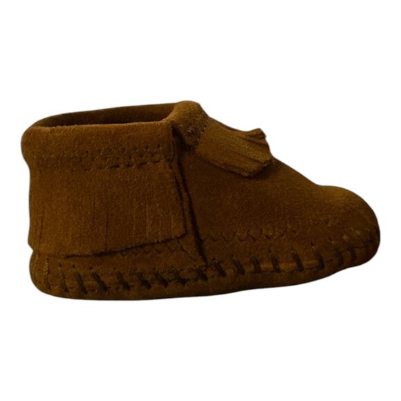 Minnetonka Moccasin | Child's Double Fringe Side Zip Bootie in Brown - Size 5 - Picture 5 of 8